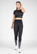 Load image into Gallery viewer, Selah Seamless Crop Top - Black