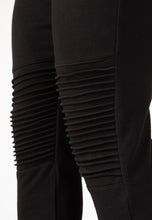 Load image into Gallery viewer, Delta Pants - Black